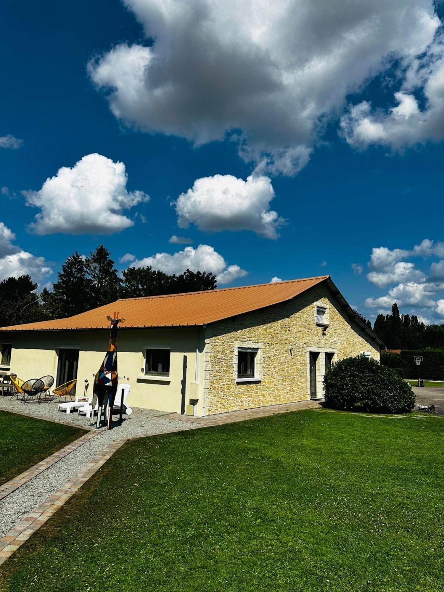 La Maison Girafe Hébergement de vacances Faverolles (Eure-et-Loir)